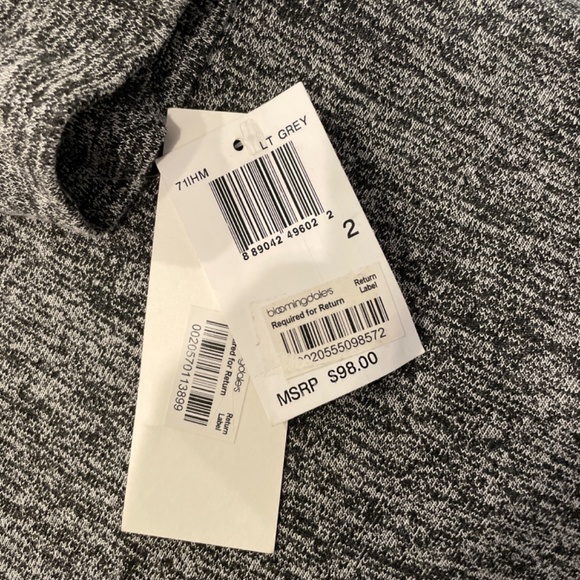 Dress - Picture 3 of 3